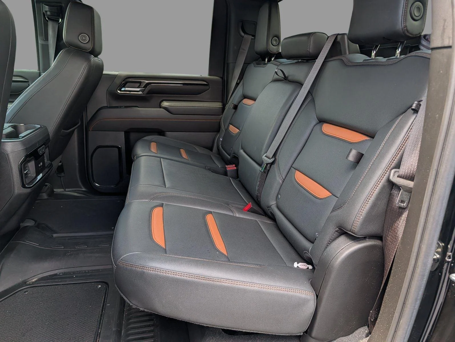 Used 2024 Onyx Black GMC AT4 image 34