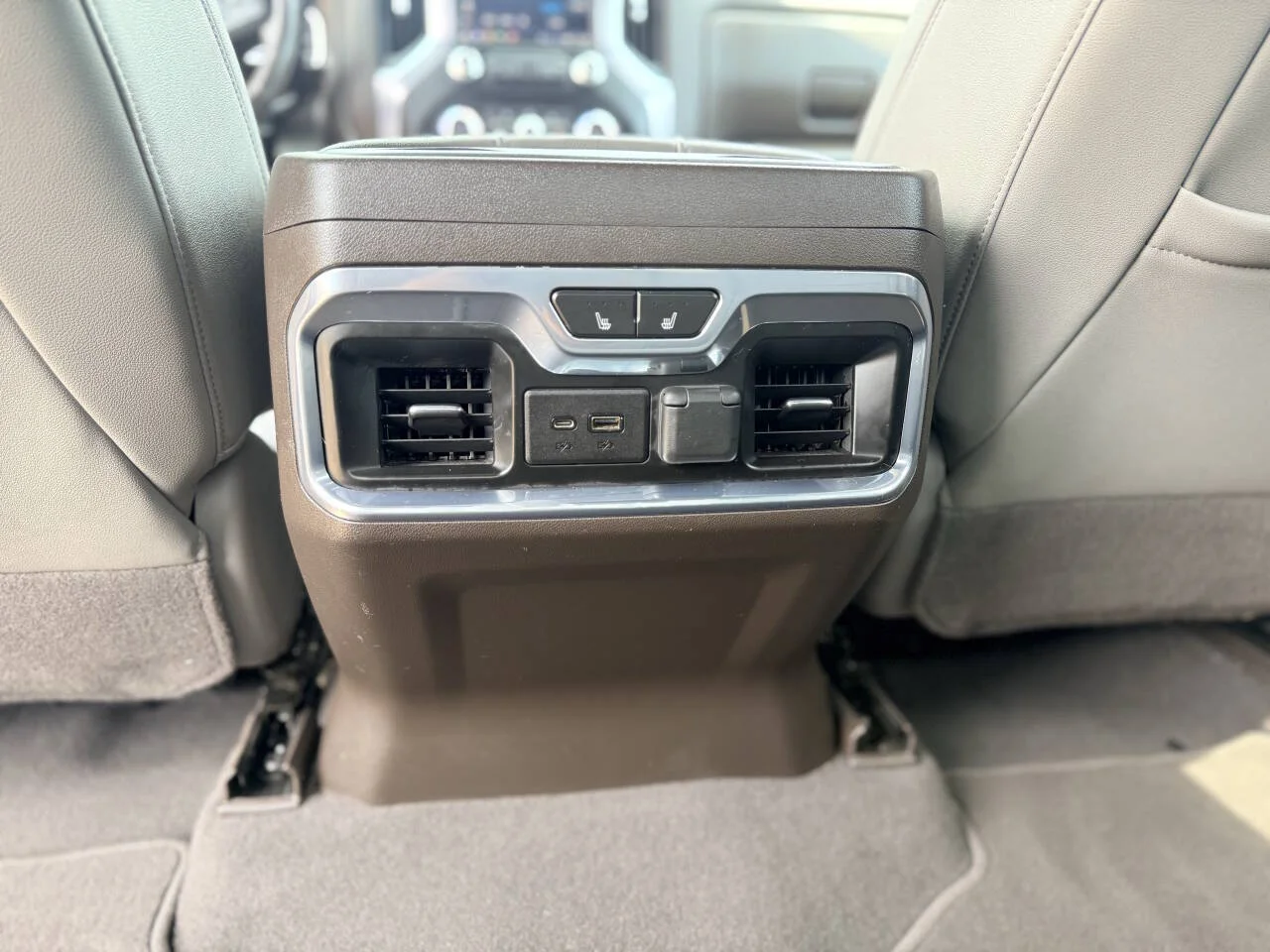 Used 2021 Pewter GMC SLT 4x2 4dr Crew Cab 5.8 ft. SB image 28