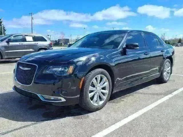 2019 Chrysler 300 Touring L AWD's photo