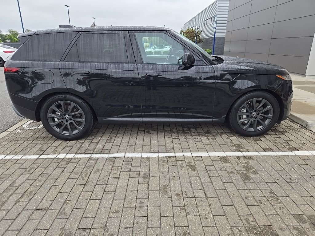 Certified Used 2025 Black Land Rover S image 4