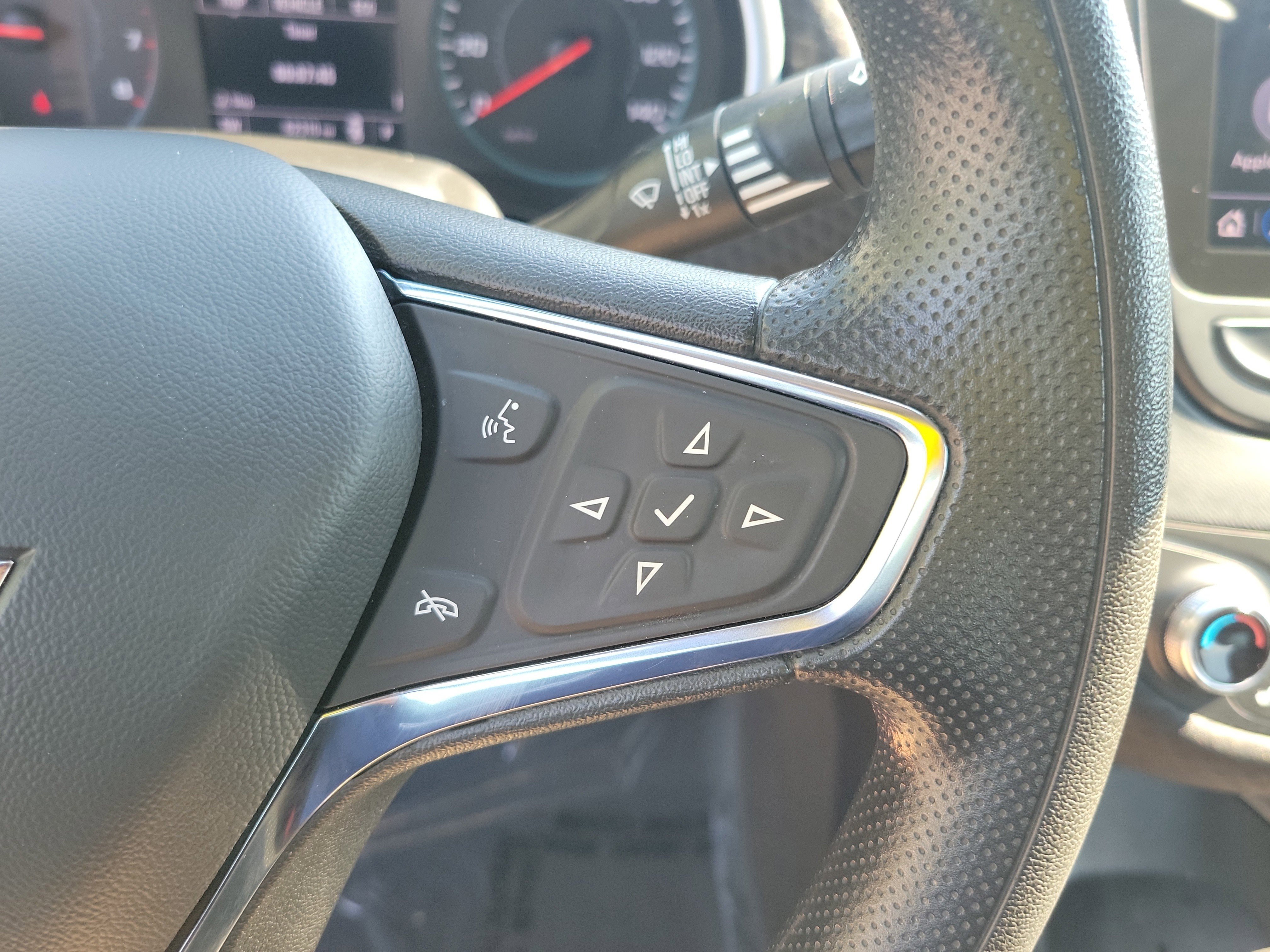 Used 2024 Mosaic Black Metallic Chevrolet LT image 23
