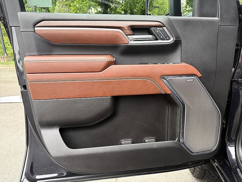 Used 2024 Titanium Rush Metallic GMC Denali Ultimate image 10