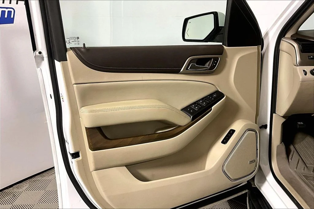 Certified Used 2019 Summit White GMC Denali image 18