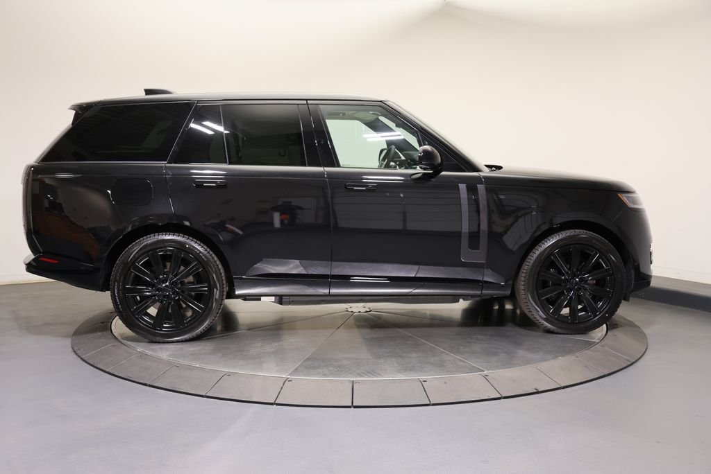 2026 Land Rover Range Rover SE - Photo 6