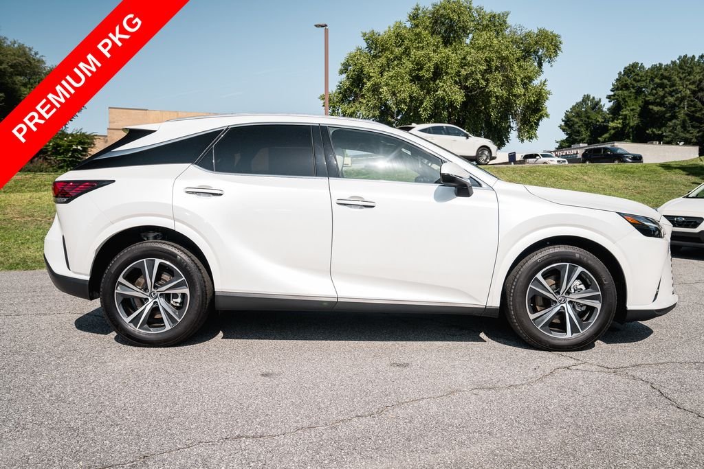 Used 2024 White Pearl Lexus 350 Premium image 9