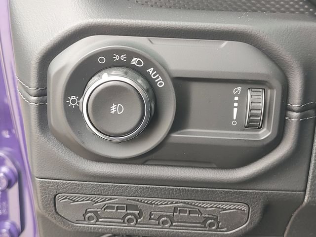 New 2026 Reign Jeep Rubicon image 25