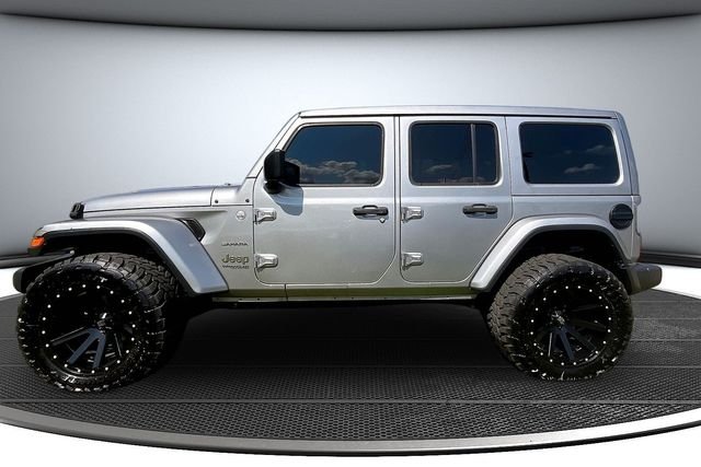 Used 2020 Silver Jeep Unlimited Sahara image 7