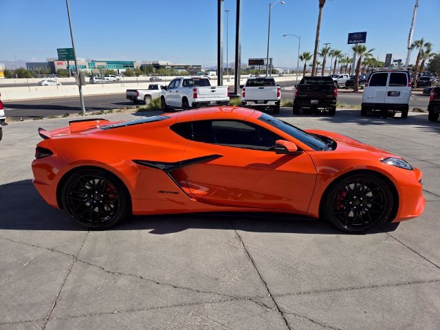 Used 2025 Sebring Orange Tintcoat Chevrolet 1LZ image 7