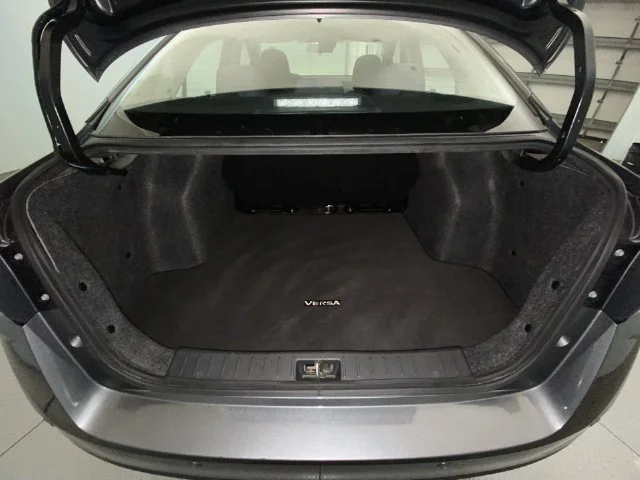 Used 2021 Gray Nissan 1.6 SV image 22