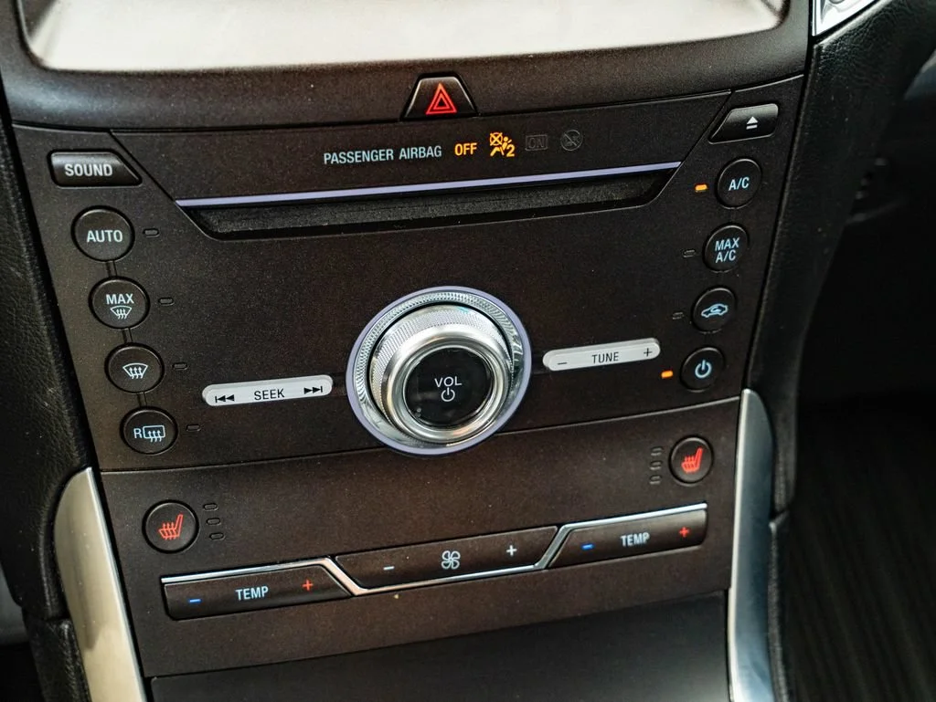 Used 2019 Agate Black Metallic Ford Titanium image 36
