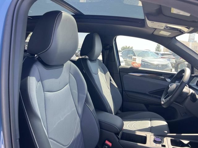 New 2026 Blue Volkswagen 2.0T SE R-Line Black image 30