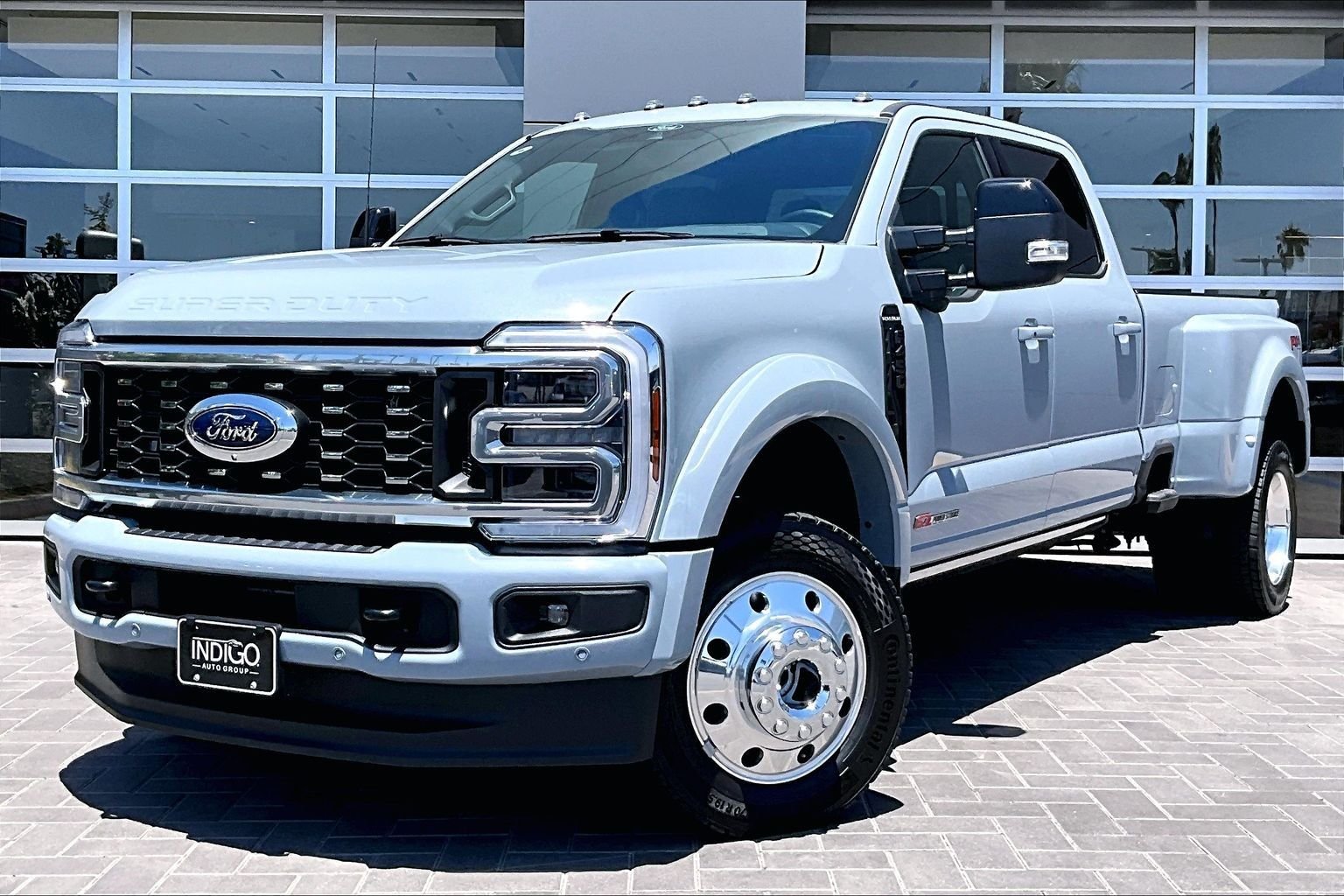 2025 Ford F-450 Platinum 4x4 Crew Cab 8' Box DRW's photo
