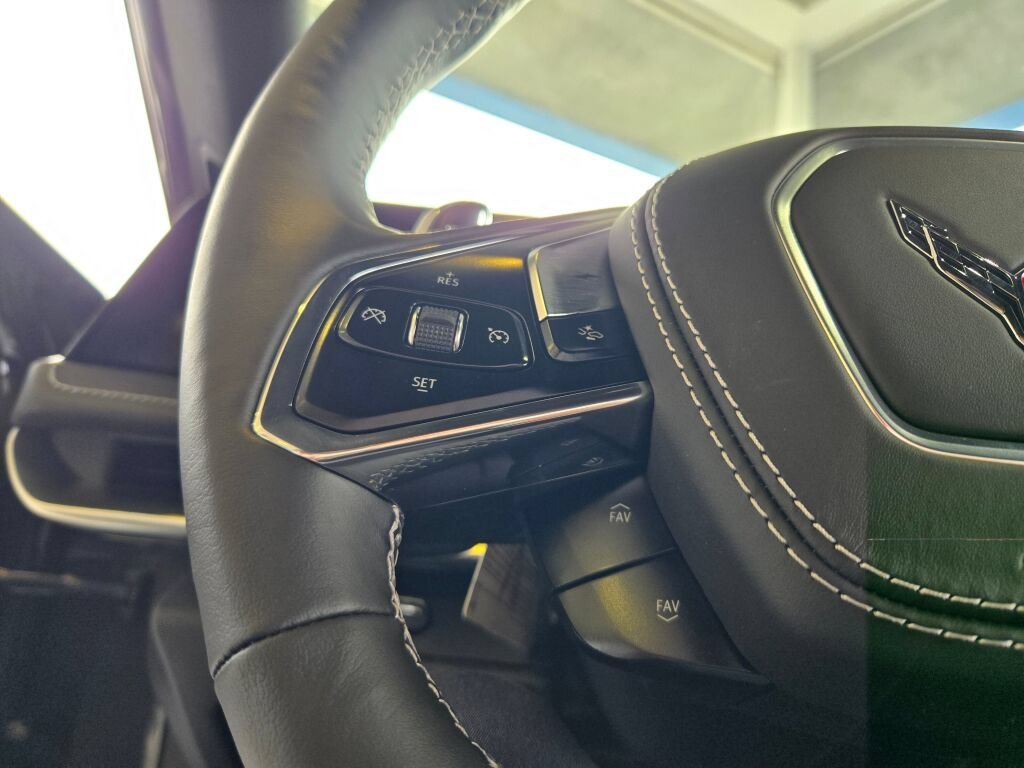 New 2027 Pitch Gray Metallic Chevrolet 1LT image 26