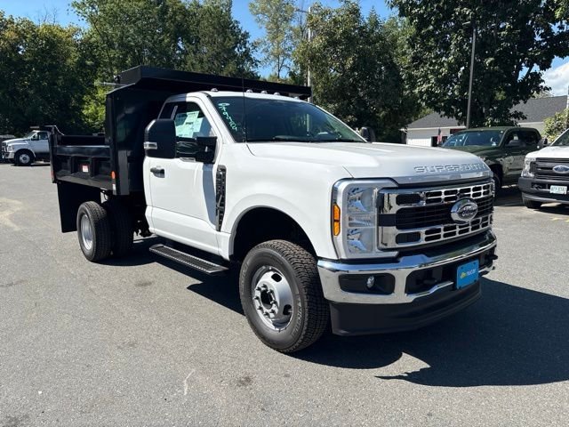 New 2026 Oxford White Ford XL image 1