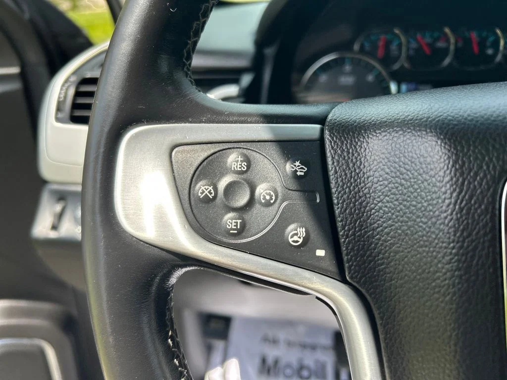Used 2019 Black GMC SLT image 21