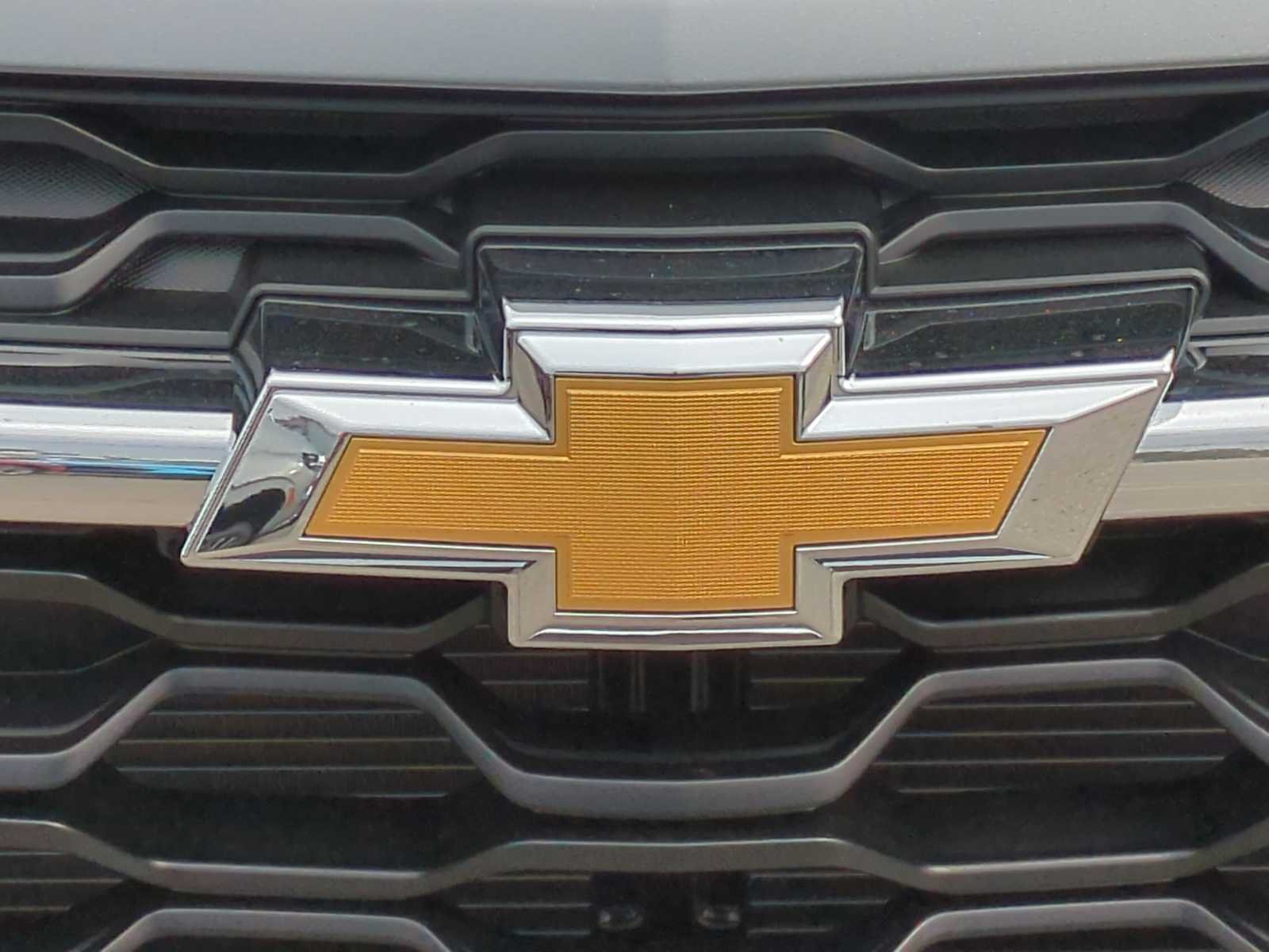 New 2026 Sterling Gray Metallic Chevrolet LT image 8