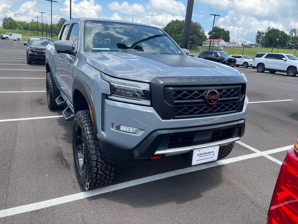 Used 2022 Gray Nissan PRO-X image 8