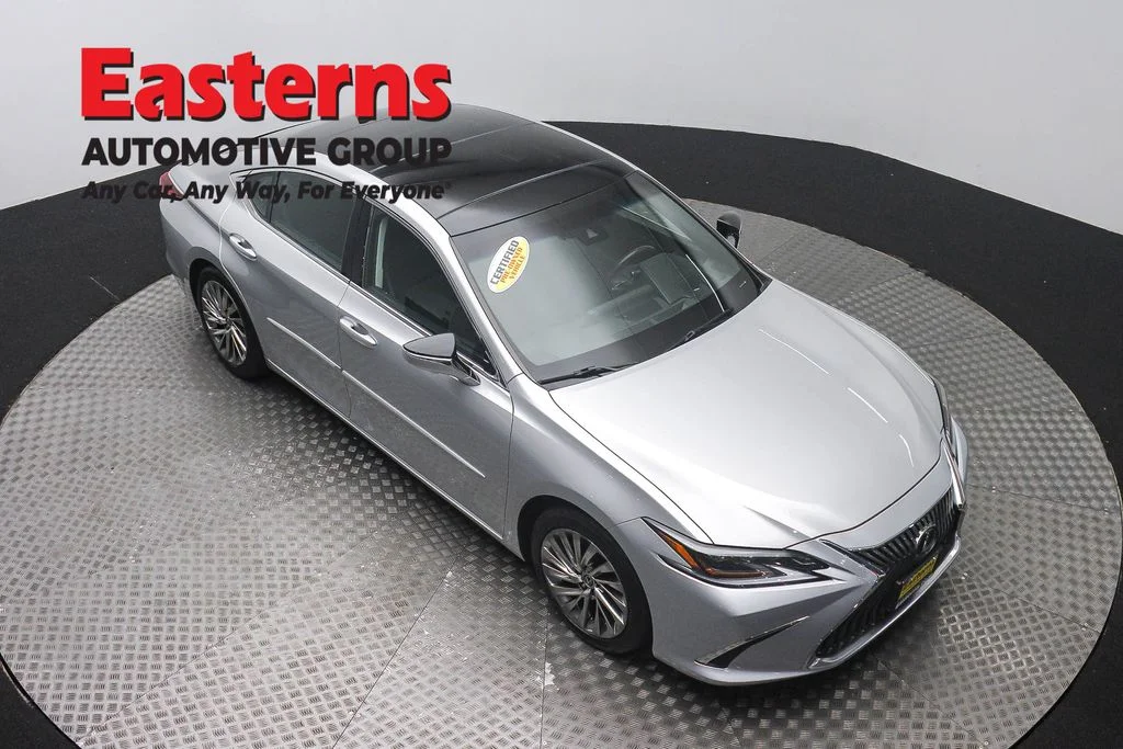 Used 2019 Silver Lexus 350 Ultra Luxury image 3