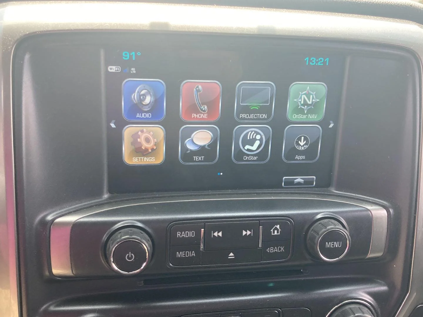 Used 2019 CAJUN RED TINTCOAT Chevrolet LT image 20