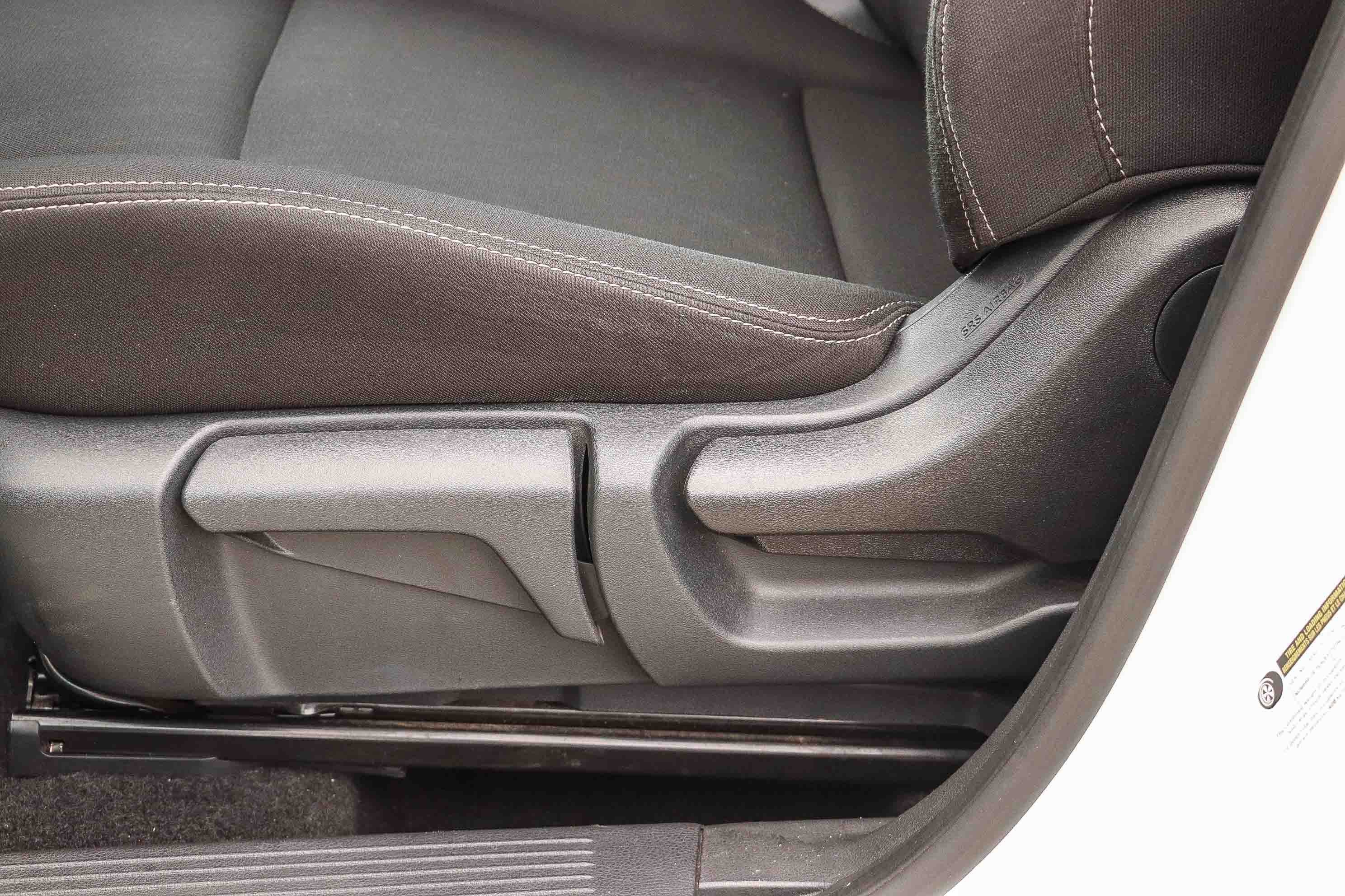 Used 2023 Glacier White Nissan S image 19