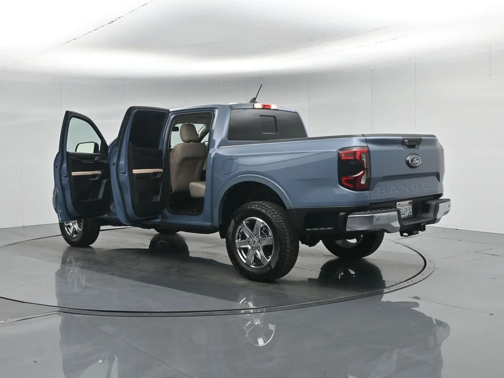 Certified Used 2025 Gray Ford XLT image 36