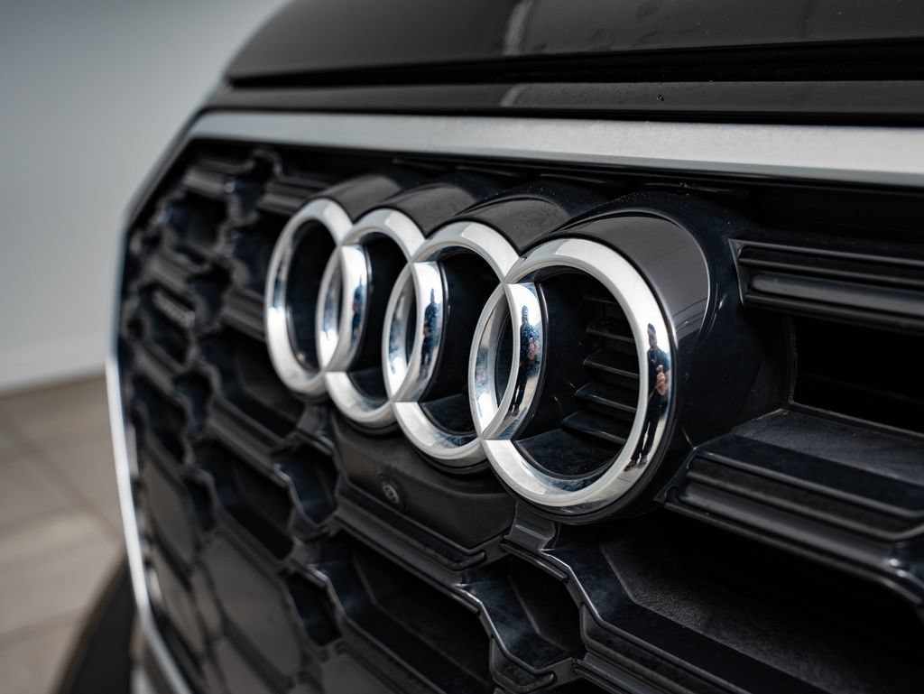 Used 2023 Mythos Black Metallic Audi 45 S line Premium image 3