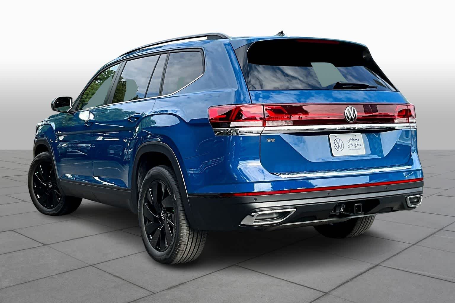 New 2026 Mountain Lake Blue Metallic Volkswagen 2.0T SE W/TECHNOLOGY image 12