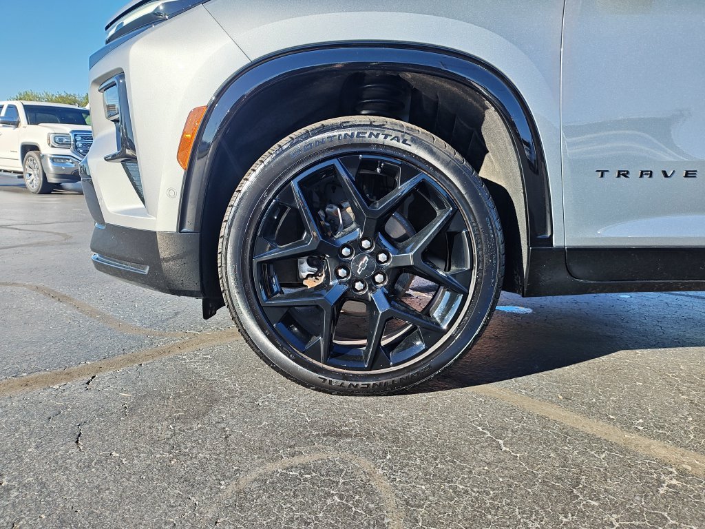 Used 2024 Gray Chevrolet RS image 10