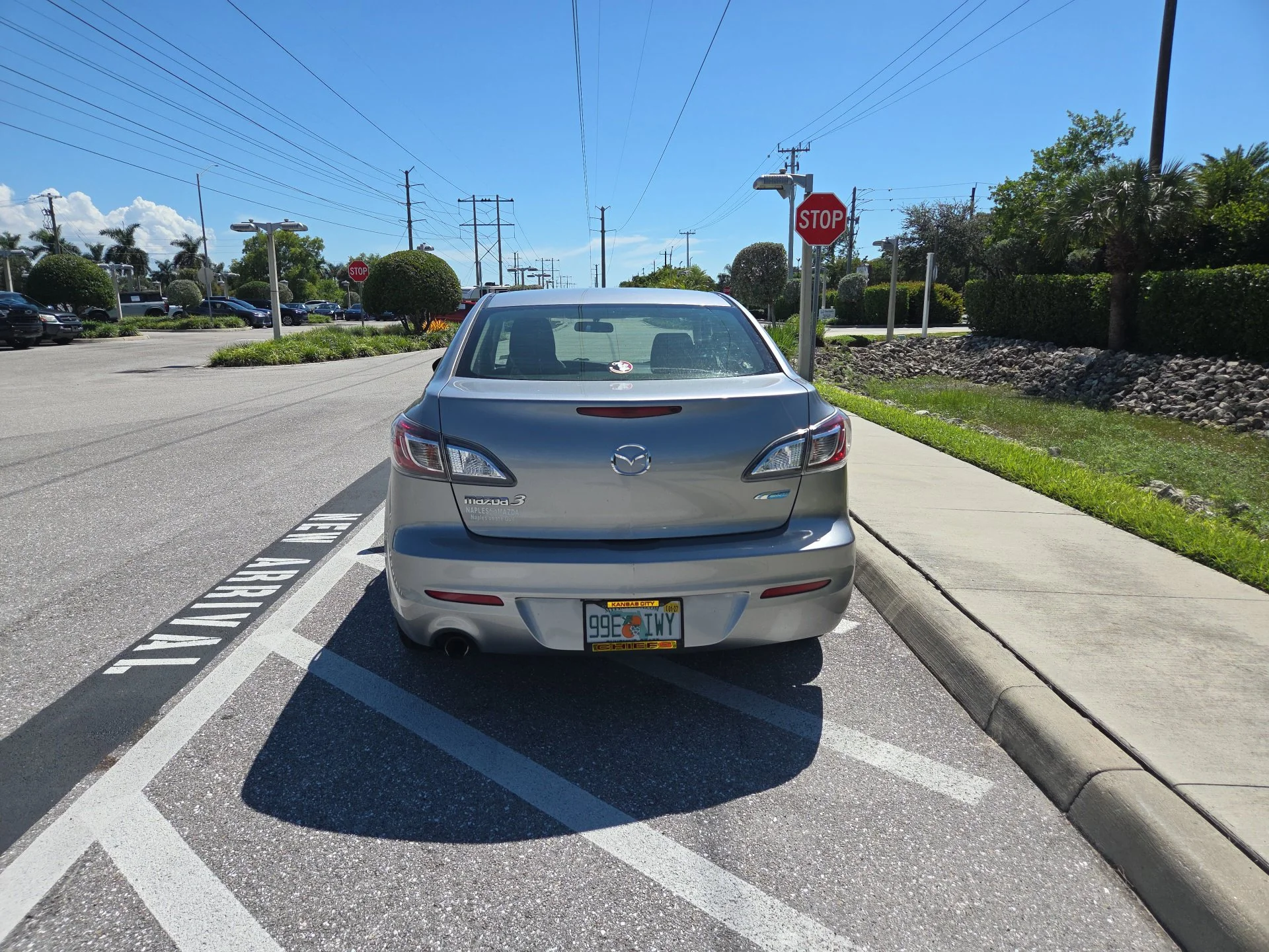 Used 2013 Black Mica Mazda i Touring image 5