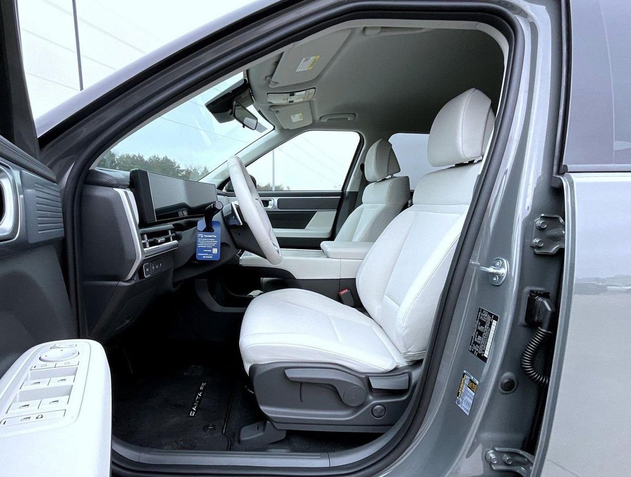 New 2026 Gray Hyundai SE image 10