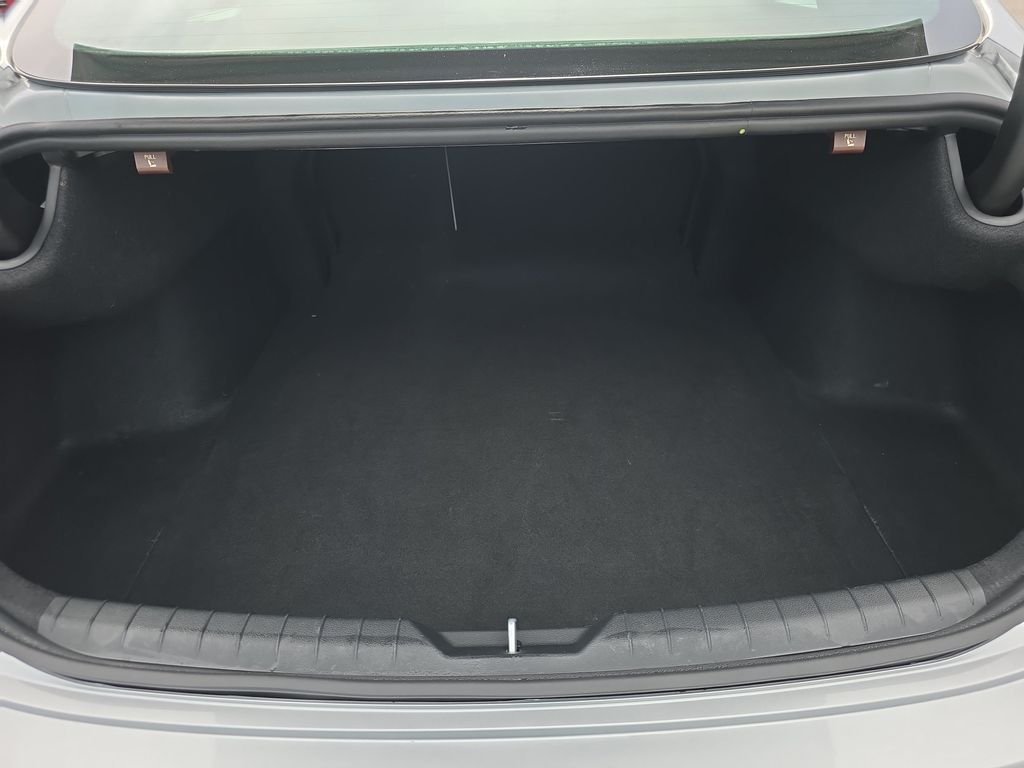 Used 2025 Aero Silver Hyundai SEL Convenience image 33
