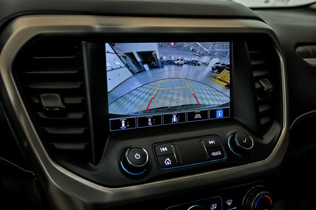 Used 2022 Ebony Twilight Metallic GMC Denali image 23
