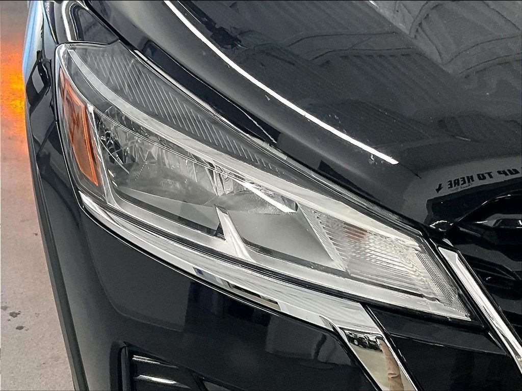 Used 2022 Super Black Nissan S image 30