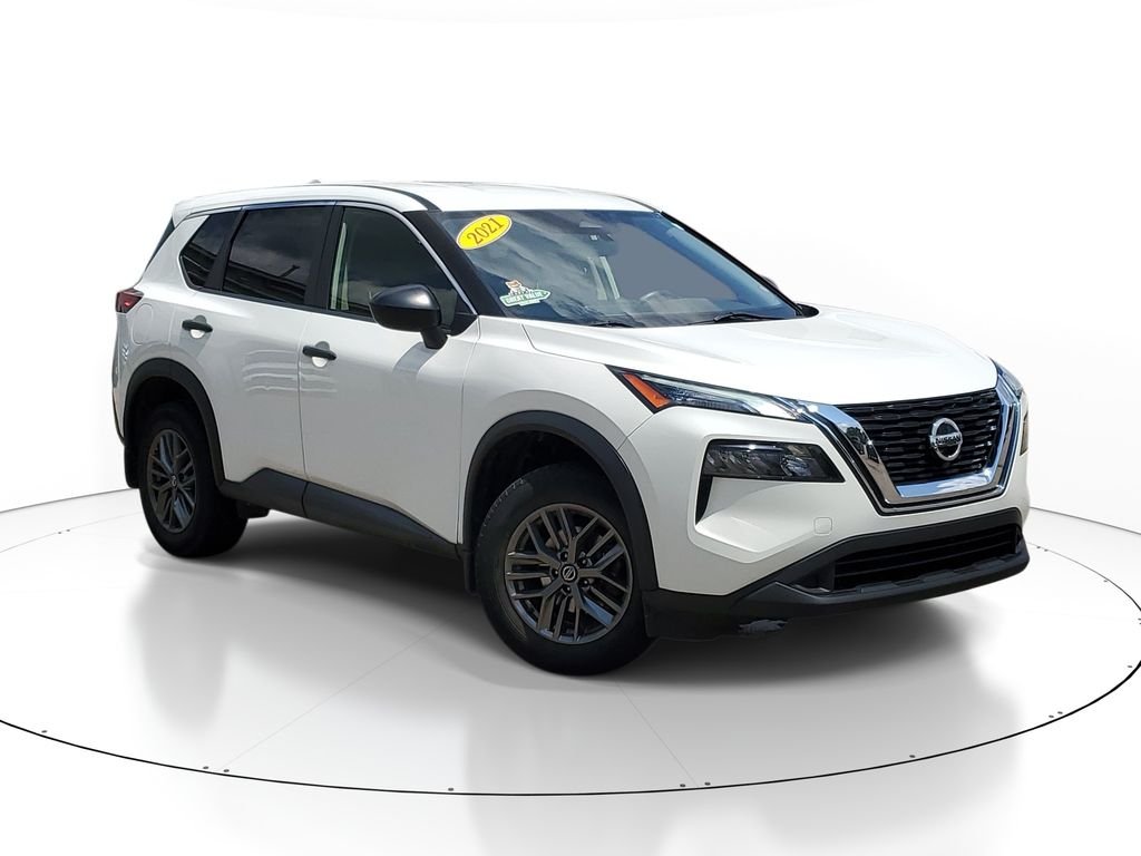 Used 2021 Glacier White Nissan S image 1