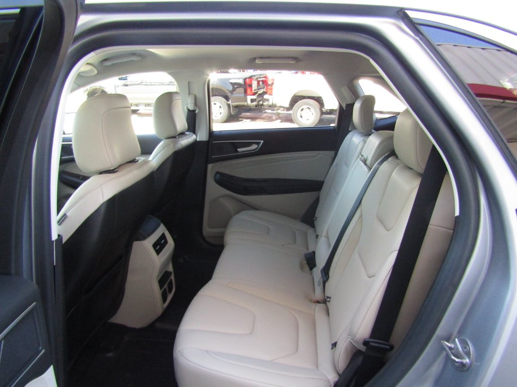 Used 2020 Silver Ford Titanium image 31