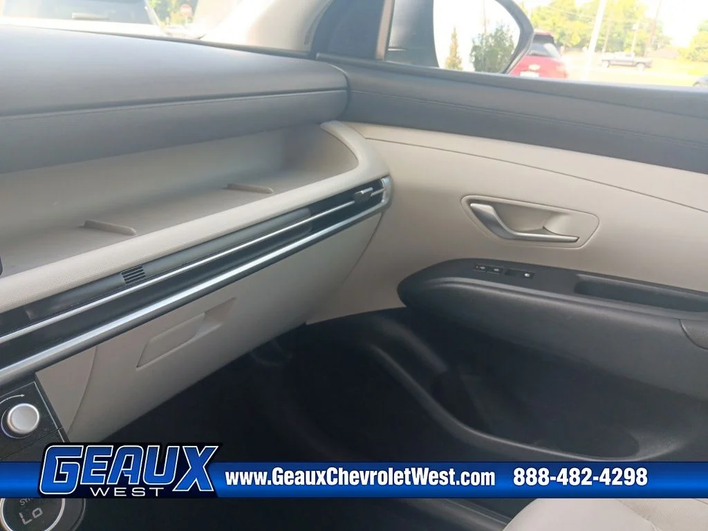 Used 2026 Silver Hyundai SEL image 21
