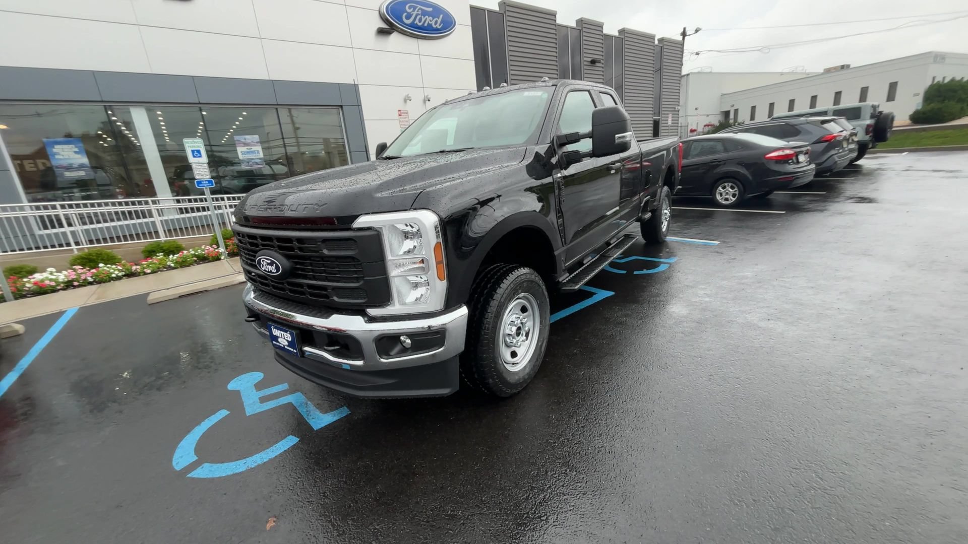 New 2027 Agate Black Metallic Ford F-350® XL image 3