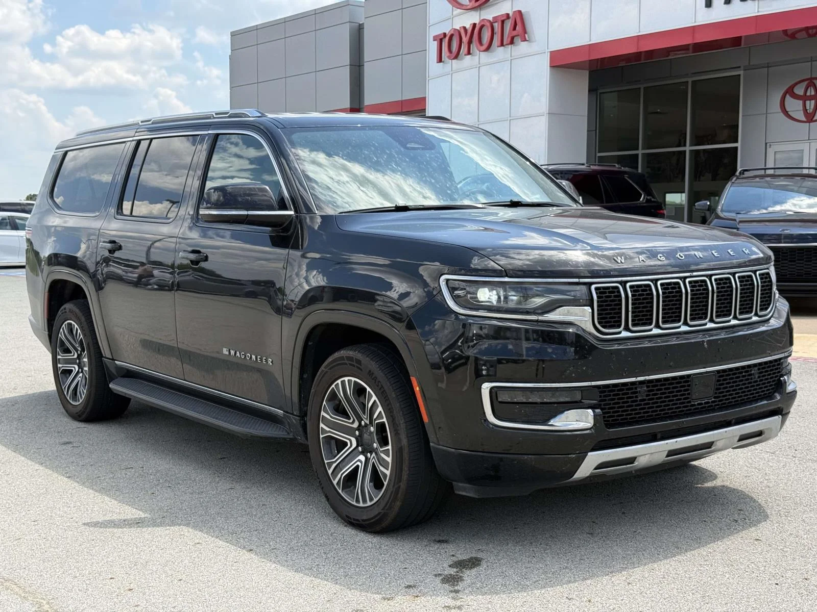 Used 2024 Black Jeep Series II image 1