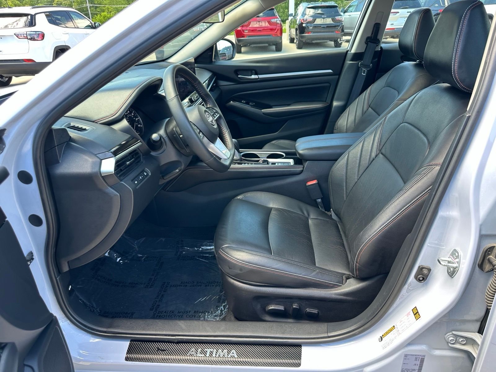 Used 2025 Gray Nissan 2.5 SR image 21