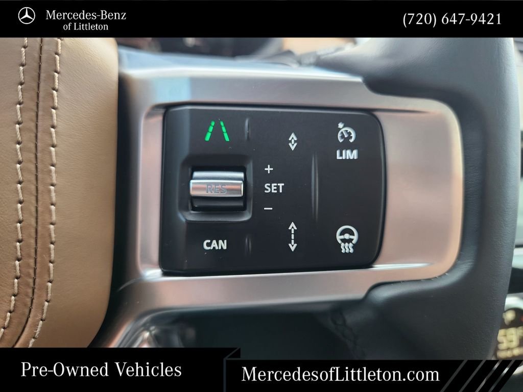Used 2024 White Land Rover Metropolitan Edition image 28