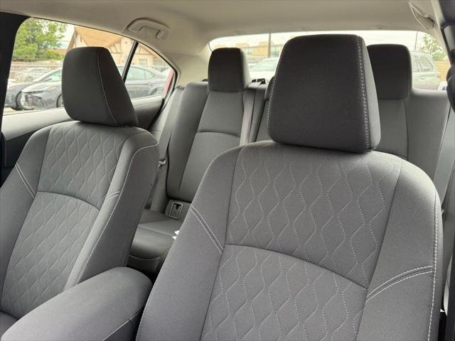 2025 Toyota Corolla LE - Photo 20