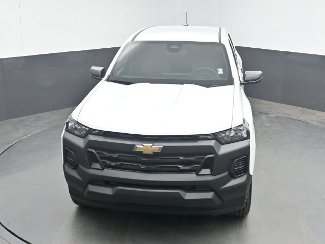 Used 2025 White Chevrolet Work Truck image 31
