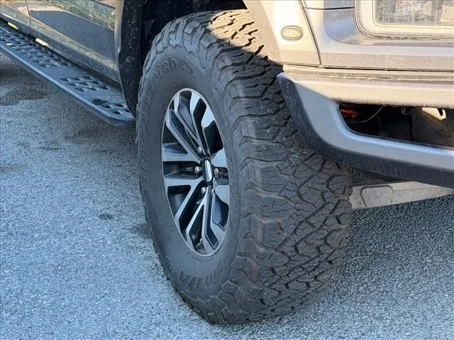 Used 2020 Gray Ford Raptor image 9