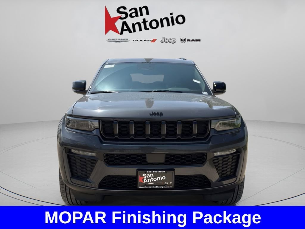 New 2026 Baltic Gray Metallic Clear-Coat Exterior Paint Jeep Limited image 5