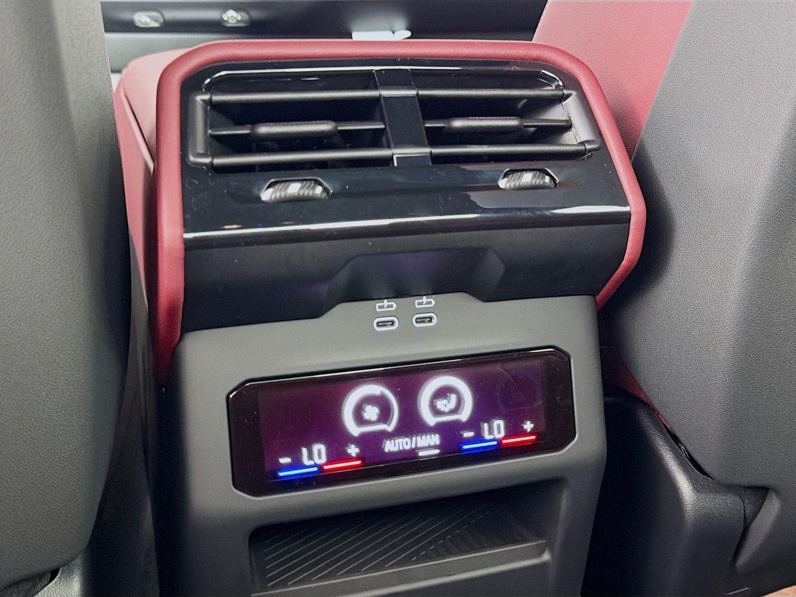 New 2026 Dark Graphite Metallic BMW M60 image 27