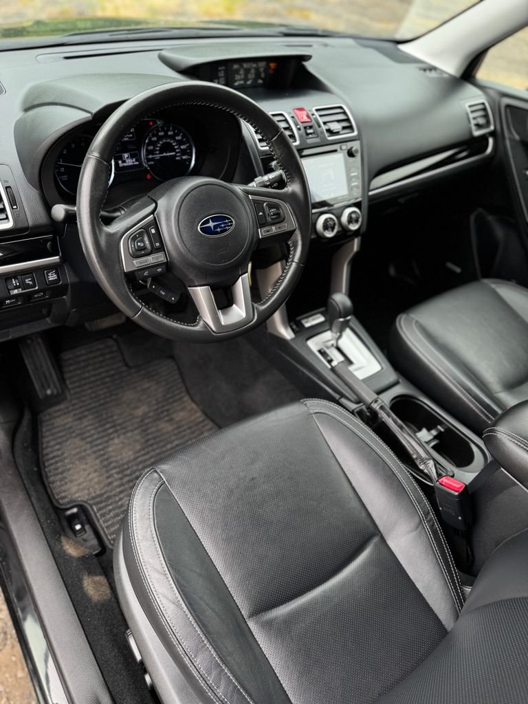 Used 2018 Crystal Black Silica Subaru 2.5i Limited image 26