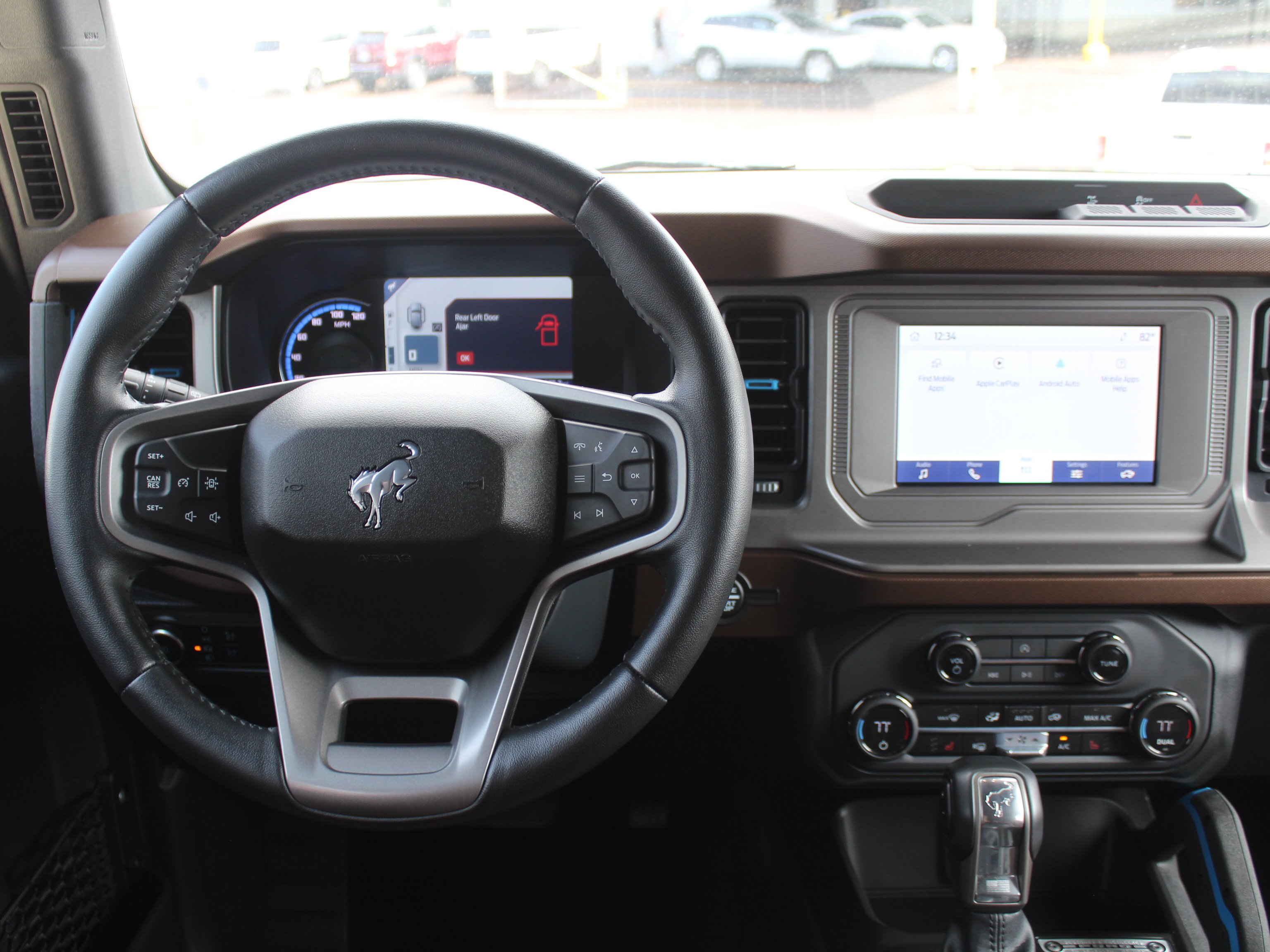 2023 Ford Bronco 4-Door Outer Banks - Photo 15