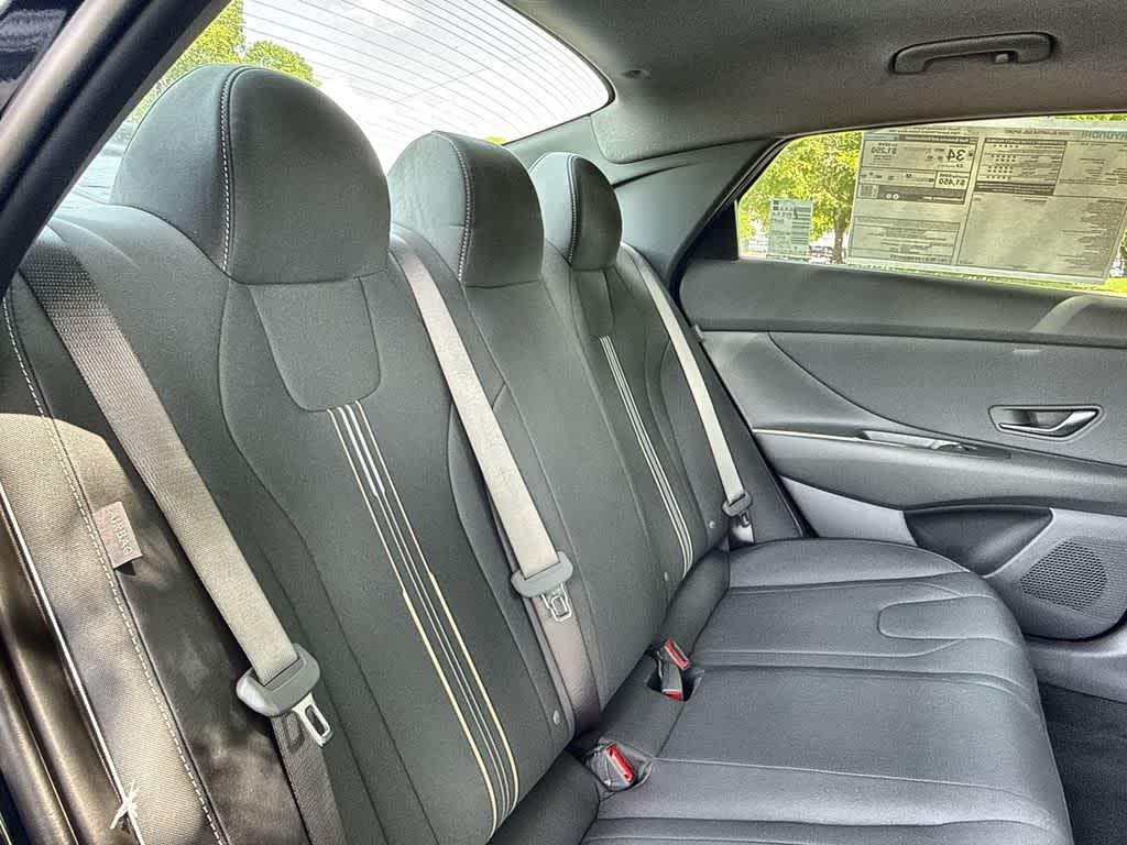 2026 Hyundai Elantra SEL Sport - Photo 26