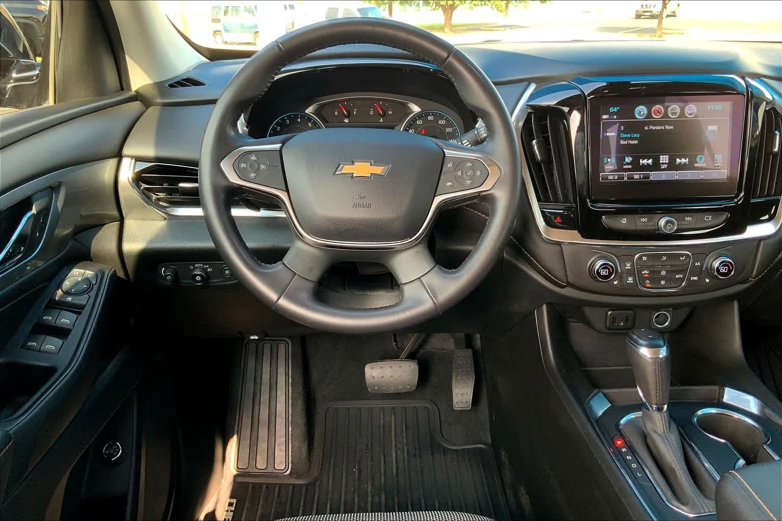 Used 2019 MOSAIC BLACK METALLIC Chevrolet LT Cloth image 6