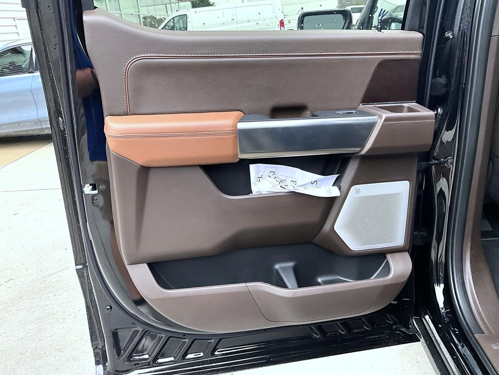 New 2026 Agate Black Metallic Ford King Ranch image 22